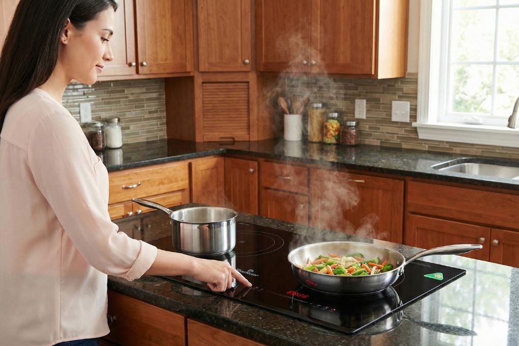 Thiết kế tổng quan - Bếp từ đôi âm BlueStone ICB-6825 5000W