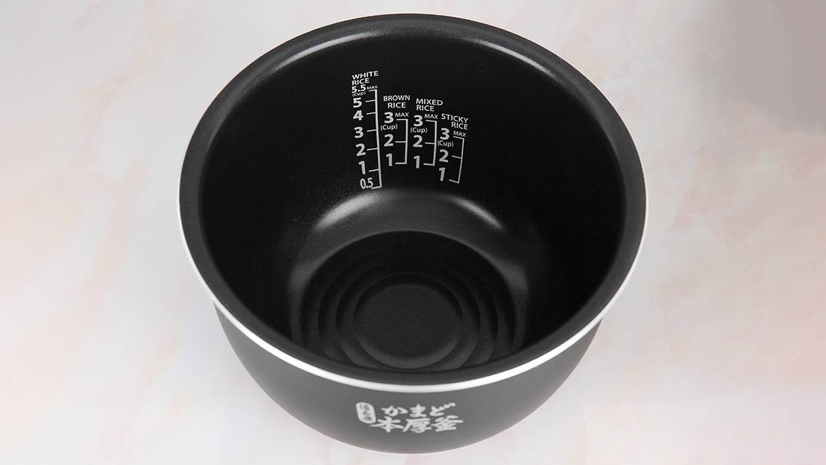 Lòng nồi phủ lớp Carbon Binchotan cao cấp