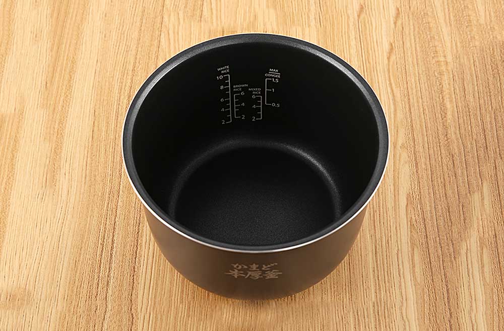 Lòng nồi cơm điện Toshiba RC-18DH2PV(W) 1.8 lít được phủ chống dính