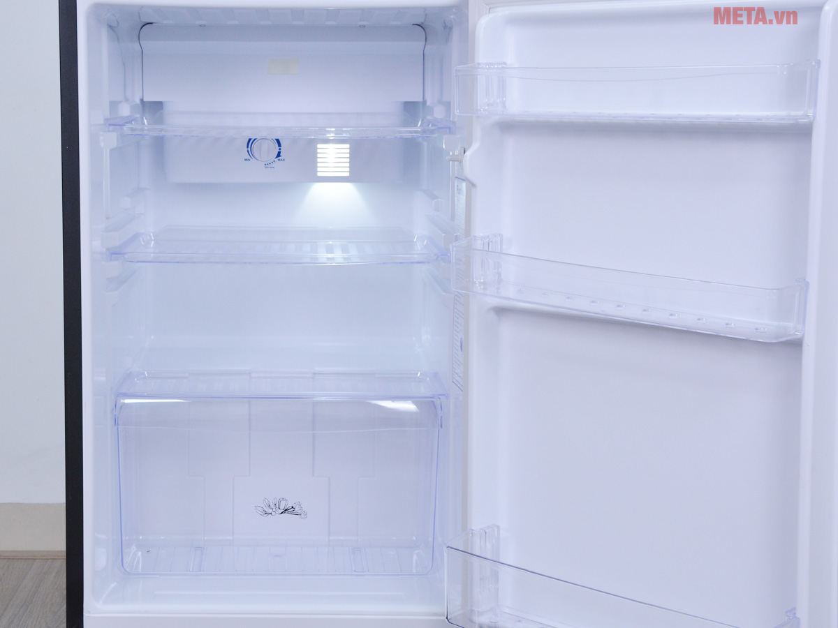 Tủ lạnh Funiki FR-132CI 130 lít có các ngăn bố trí khoa học