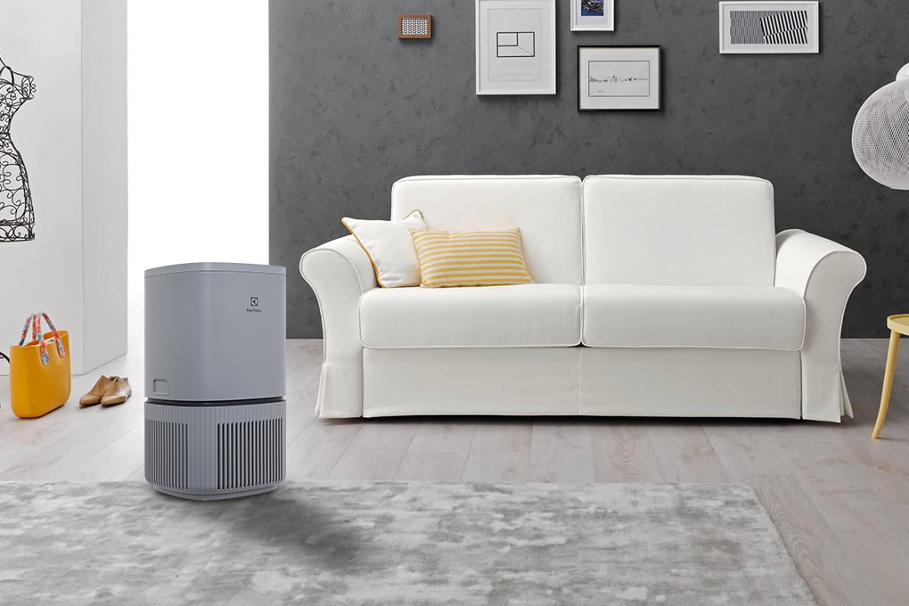 Electrolux EP32-25UGA vận hành với công suất 25W tạo ra lưu lượng gió lên đến 230 m3/giờ giúp lọc sạch không khí hiệu quả