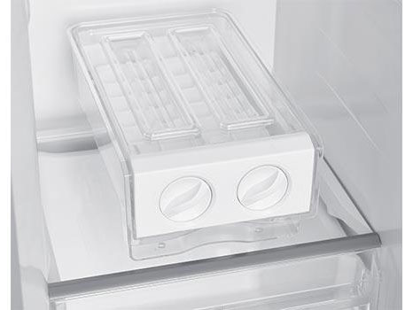 Tủ lạnh Inverter sử dụng vỉ đá xoắn, dễ lấy đá Tủ lạnh Inverter
