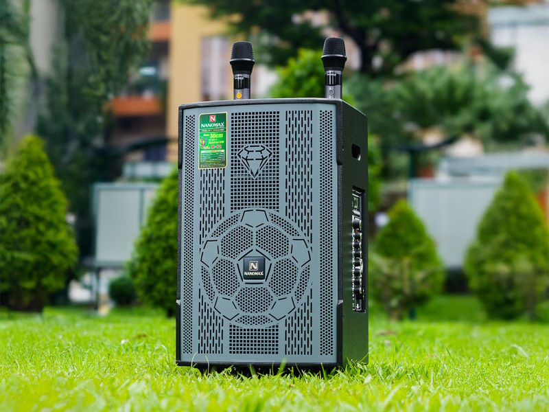 Thiết kế thùng gỗ sơn gai mịn – Bền đẹp và chống trầy hiệu quả Loa karaoke Nanomax B-12 Bass 30cm 360w